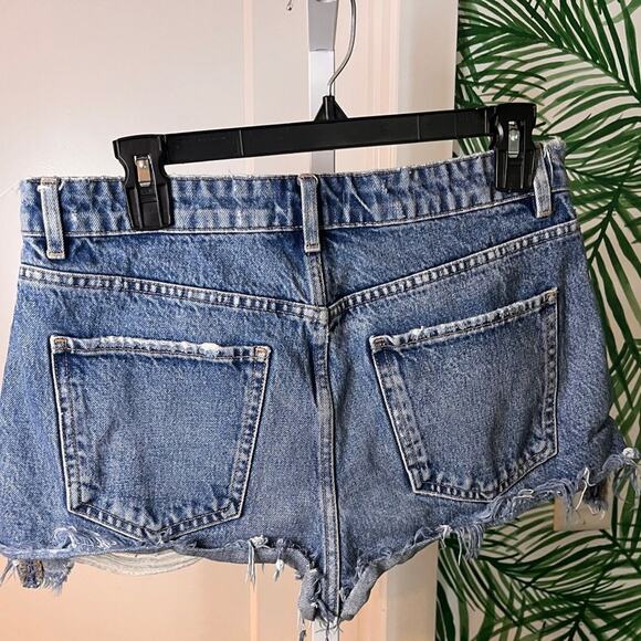 Zara Distressed Denim Cutoff Jeans Shorts Size 6 - Picture 3 of 8
